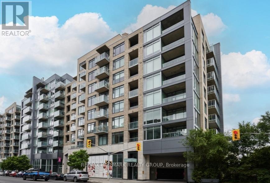 804 108 Richmond Rd, Ottawa, ON K1Z 0B3