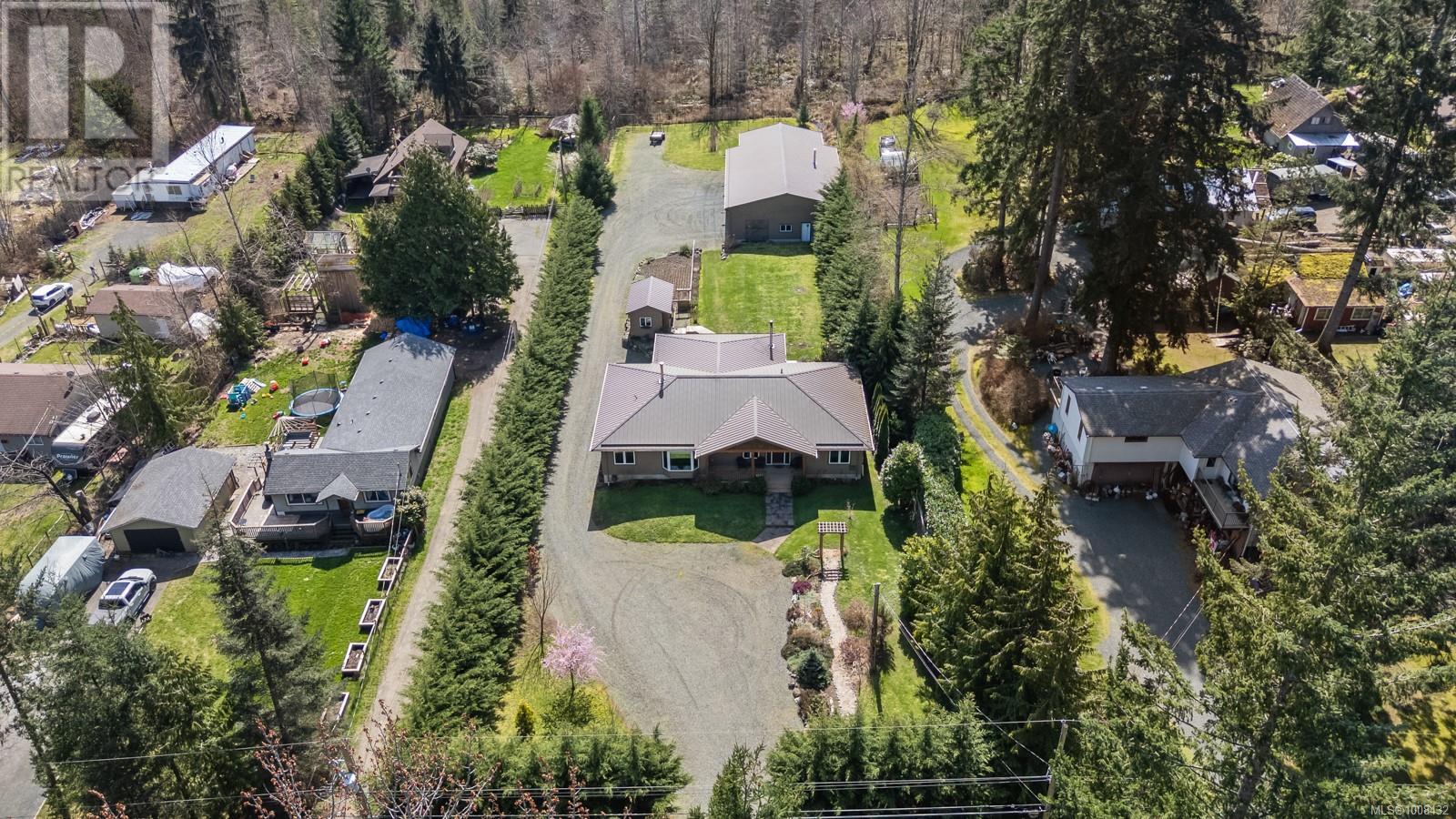 2353 Catherwood Rd, Black Creek, BC V9J 1J3