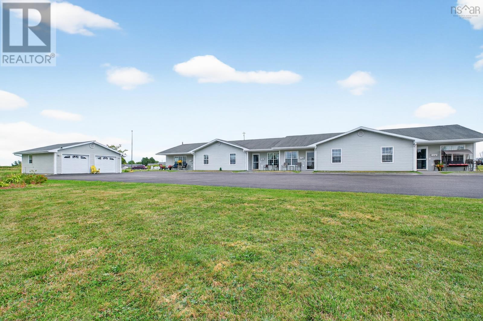 75 Dundee Dr 69 71 73 Dr, Sydney, NS B1P 5V2