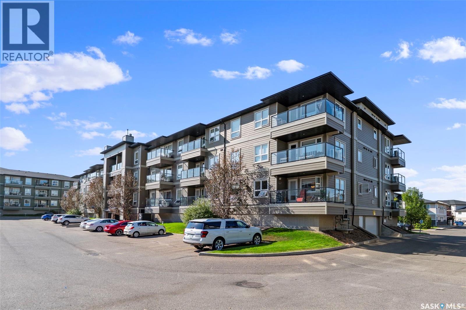 110 Willis Crescent Unit 5206, Saskatoon, SK S7T 0N5