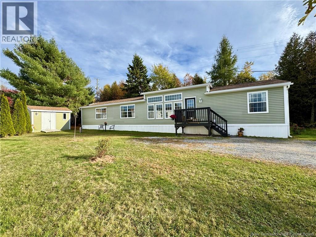 139 Oak Ln #a, Quispamsis, NB E2G 1T6