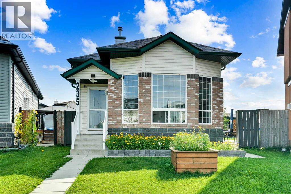 235 Saddlemead Rd NE, Calgary, AB T3J 4J4