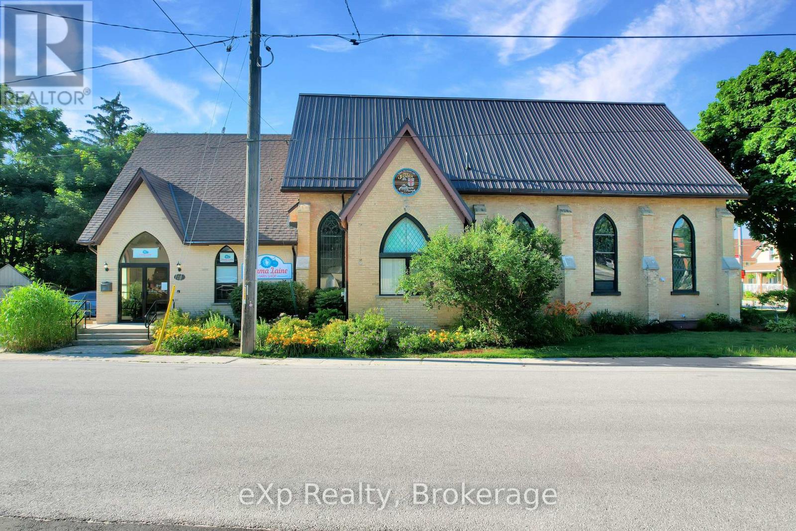 210 8th Street, Hanover, ON N4N 1J5