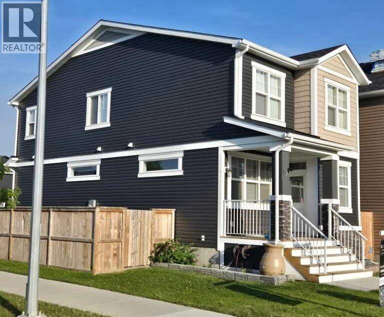 129 Red Embers Cres NE, Calgary, AB T3N 0R4