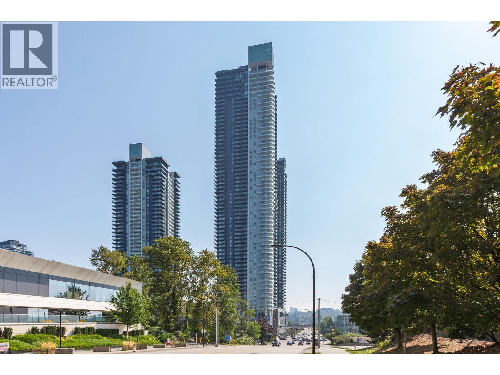 2186 Gilmore Avenue Unit 1305, Burnaby, BC V5C 0N7