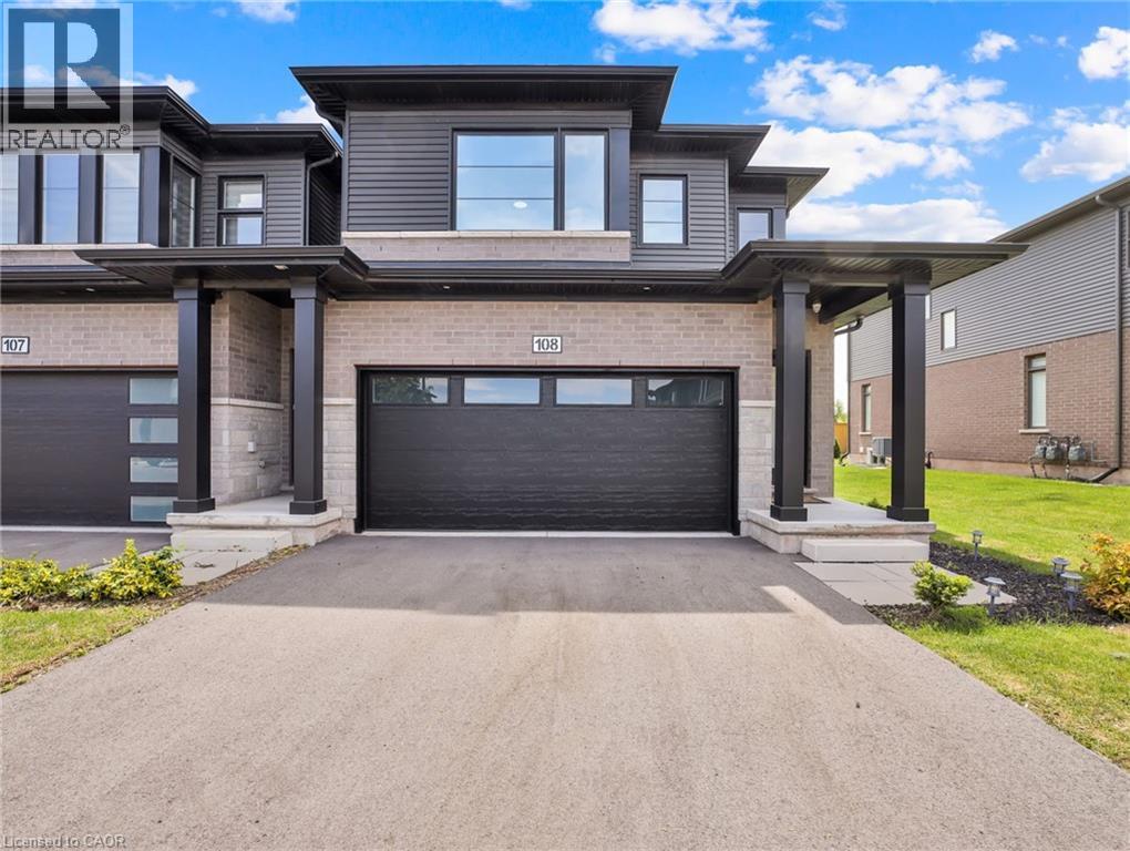 4552 Portage Road Unit 108, Niagara Falls, ON L2E 6A8