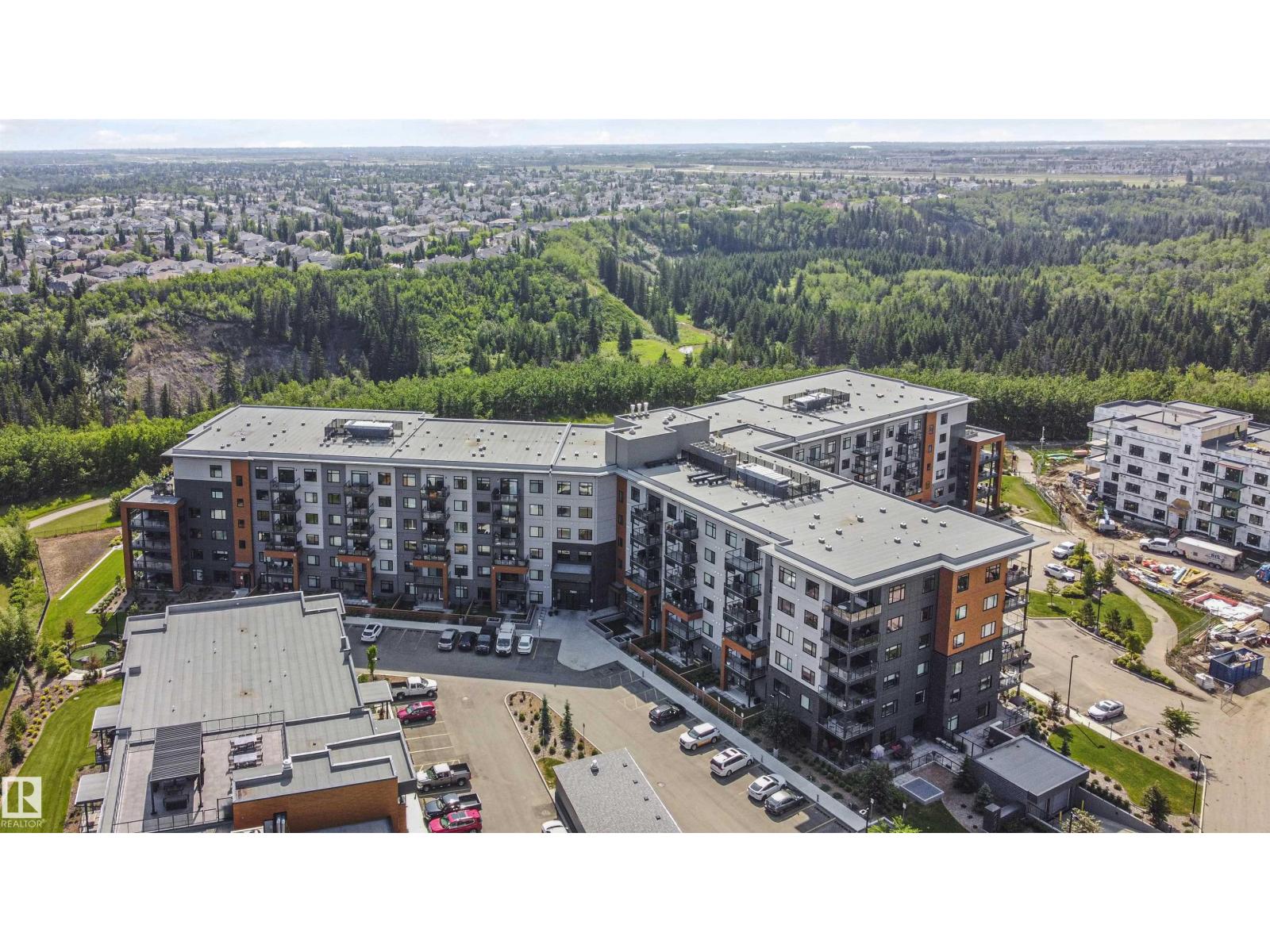 7463 May Common Nw #619, Edmonton, AB T6R 0X1