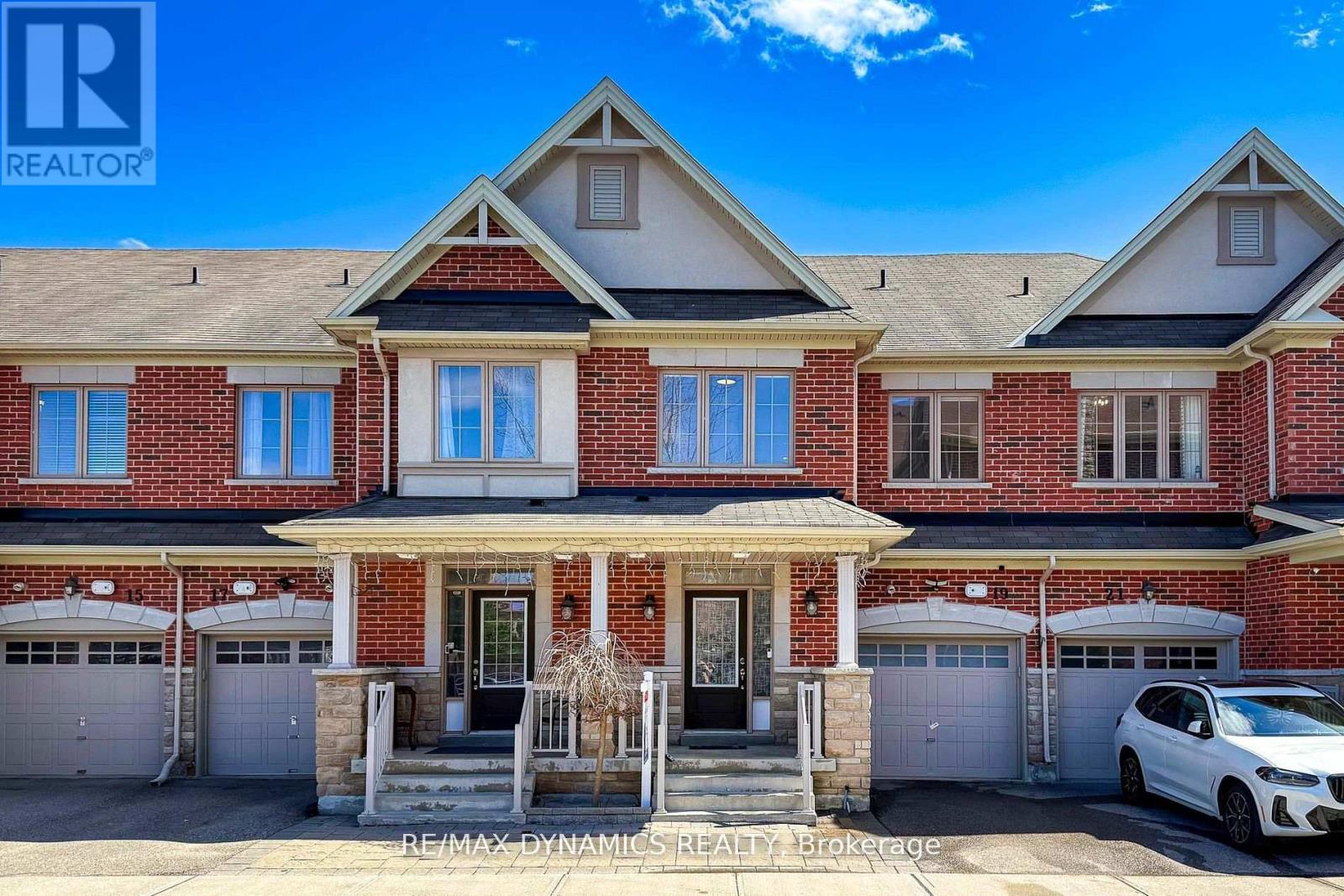 19 Mazarine Ln, Richmond Hill, ON L4S 0G2