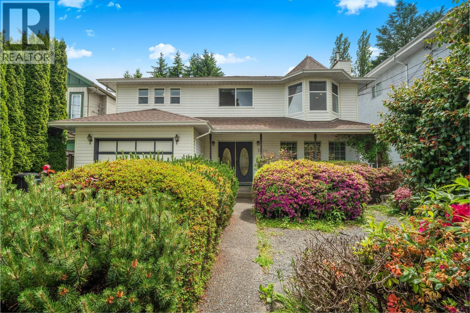 7932 Rosewood St, Burnaby, BC V5E 2H3
