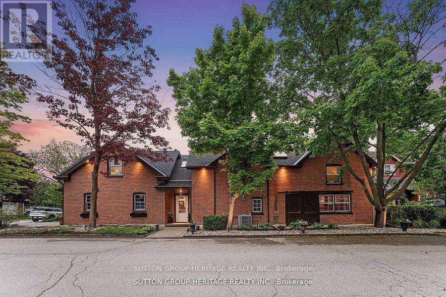 16 William St, Whitchurch-stouffville Stouffville, ON L4A 1B9