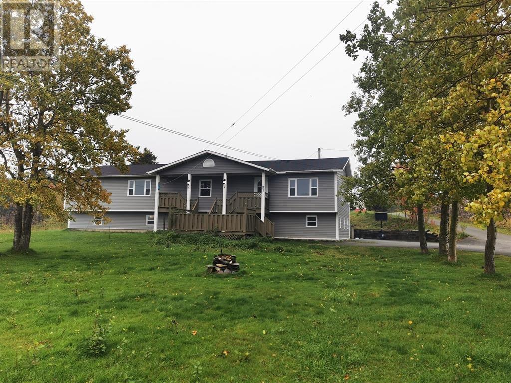 21 Village Cove Rd E, Summerford, NL A0G 1R0