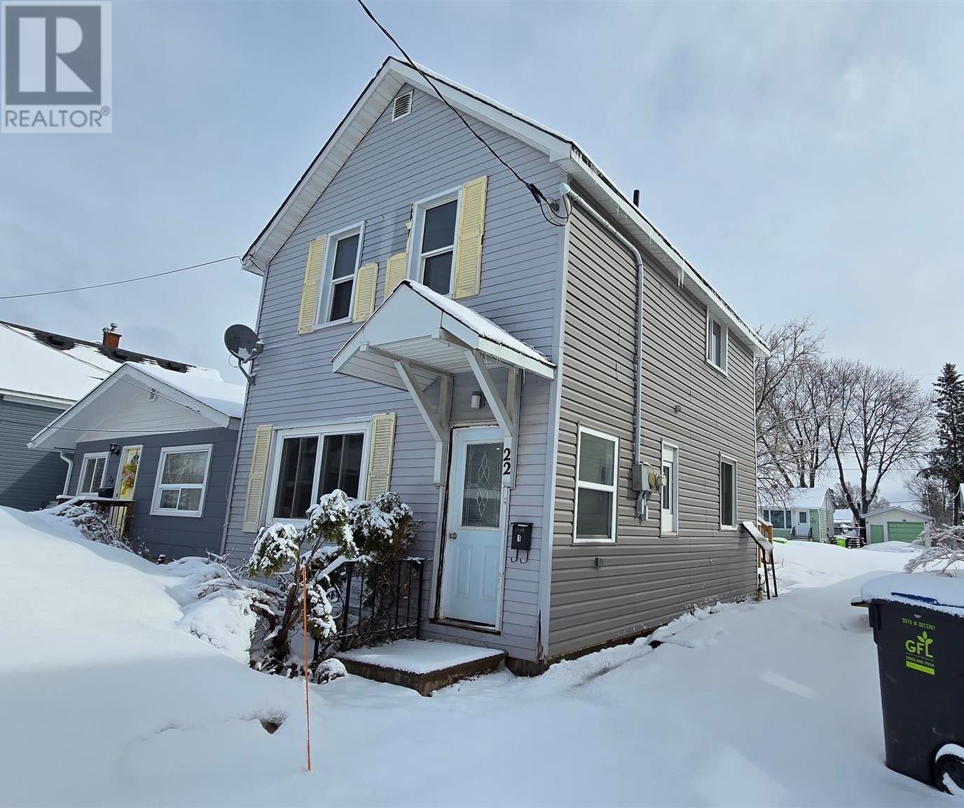 22 Ferris Ave, Sault Ste. Marie, ON P6B 2R4