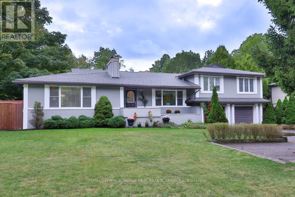 112 Sulphur Springs Rd, Hamilton, ON L9G 1M1