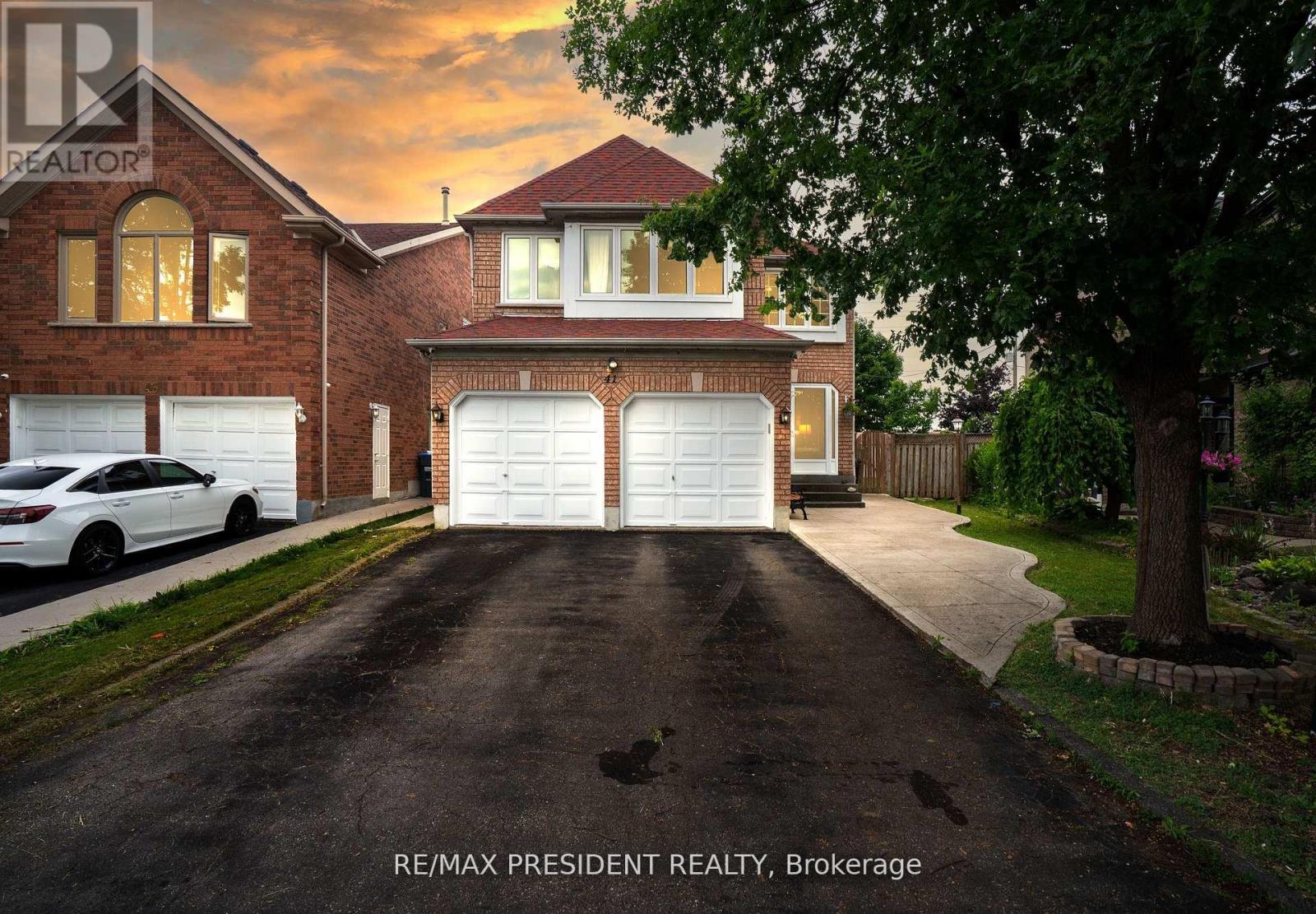 41 Rangeland Rd, Brampton Sandringham-wellington, ON L6R 1L2