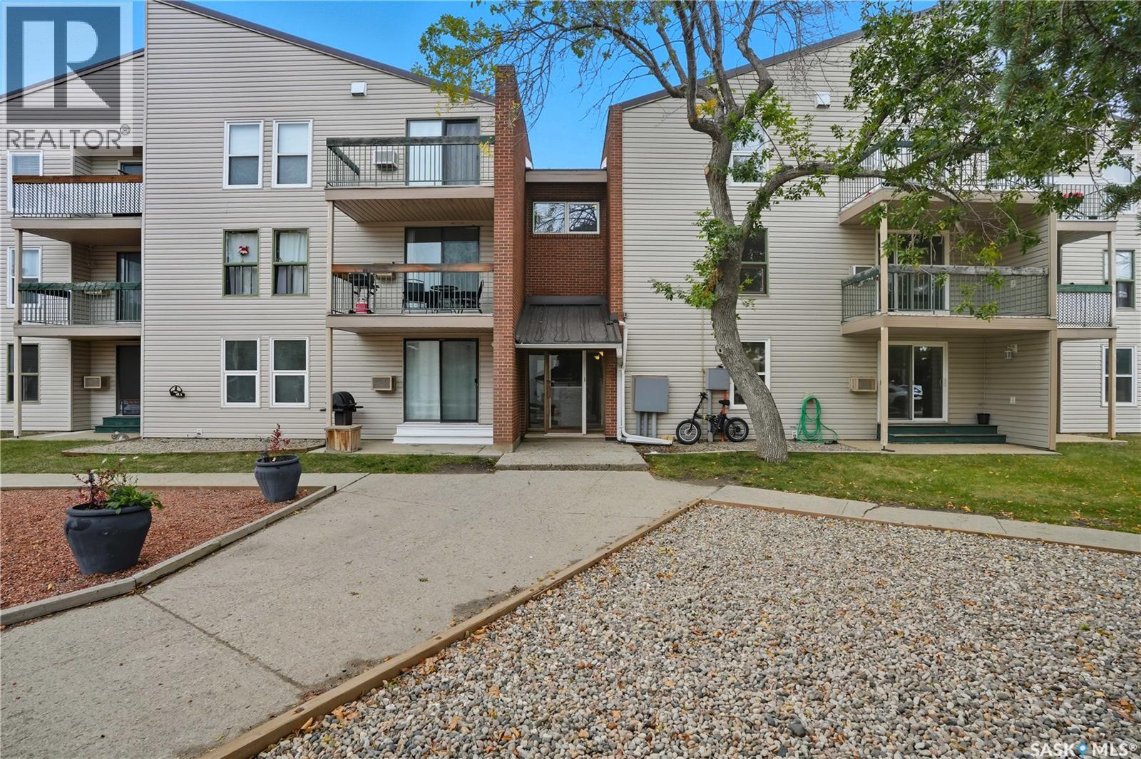 34 Nollet Avenue Unit 206, Regina, SK S4T 7P9