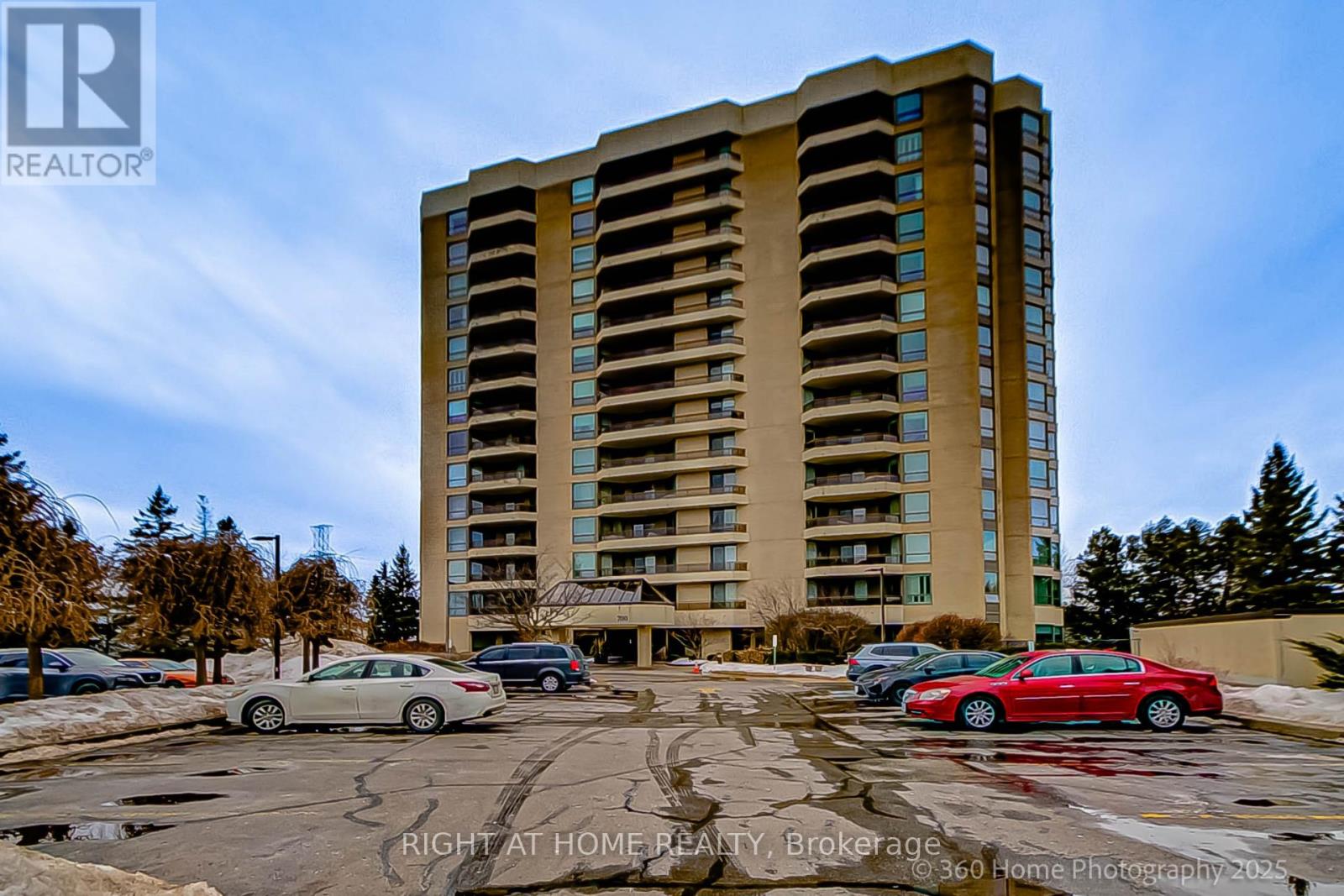 506 700 Wilson Rd N, Oshawa, ON L1G 7T5