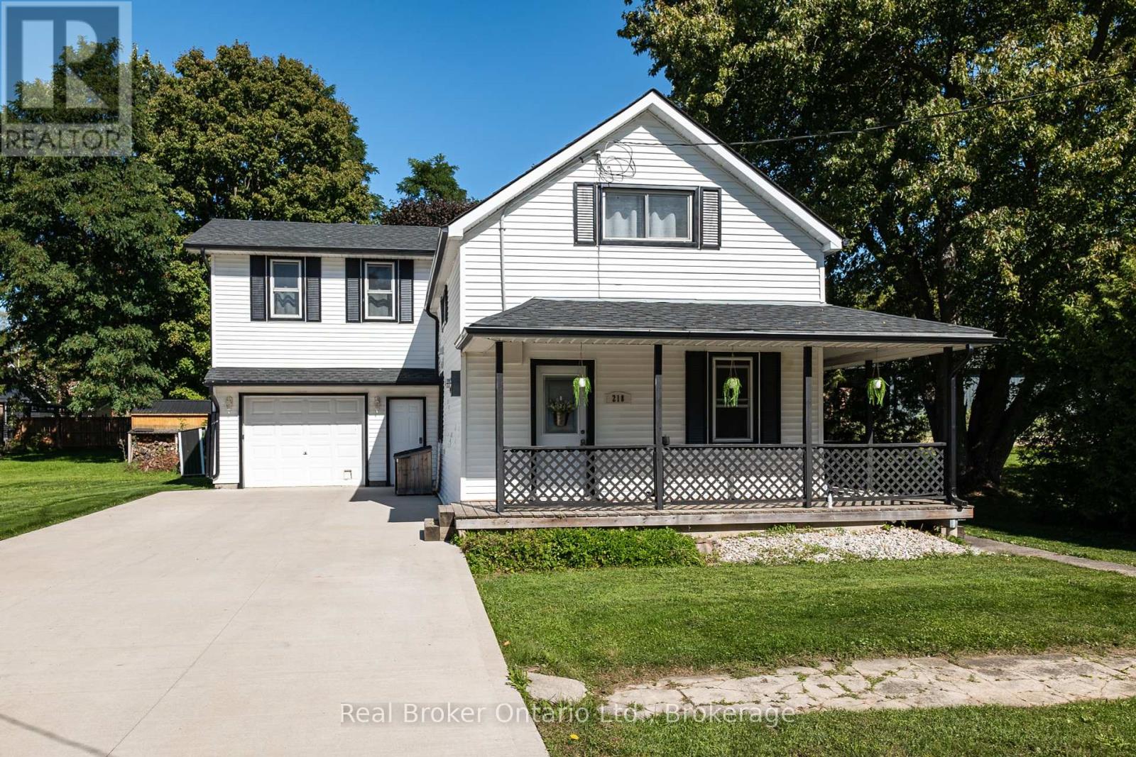 218 Cambridge St, Arran-Elderslie, ON N0G 2N0