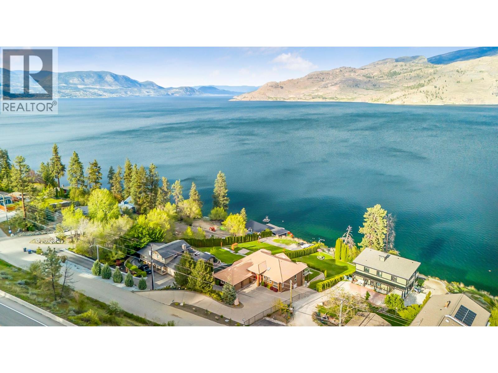 7178 Brent Rd N, Peachland, BC V0H 1X0