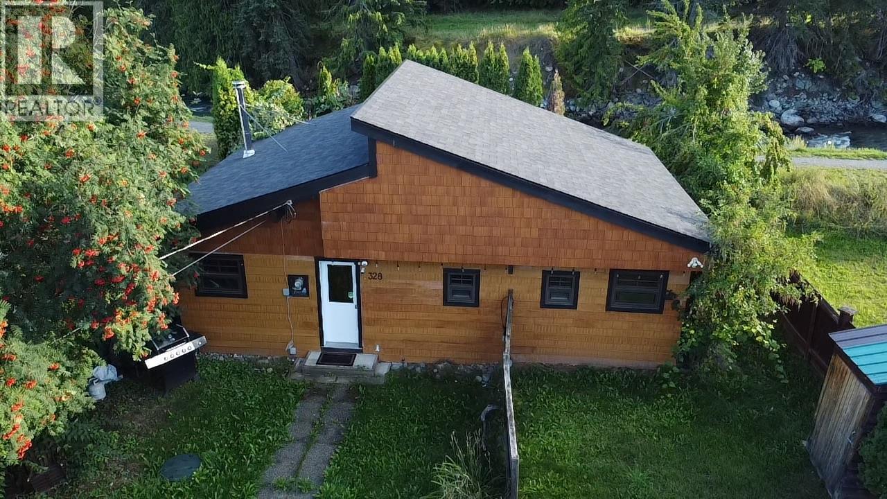 328 River Ln, Kaslo, BC V0G 1M0