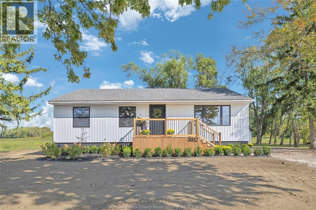 3902 Manning Rd, Lakeshore, ON N0R 1K0