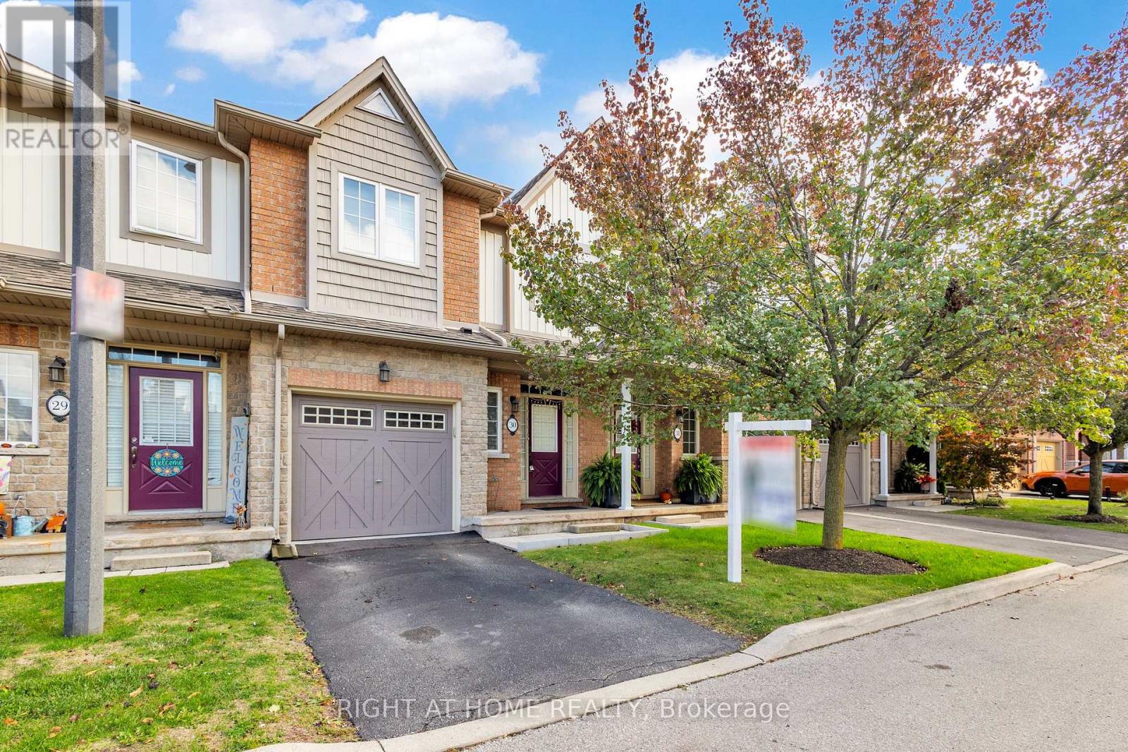 30 170 Dewitt Rd, Hamilton, ON L8E 0B4