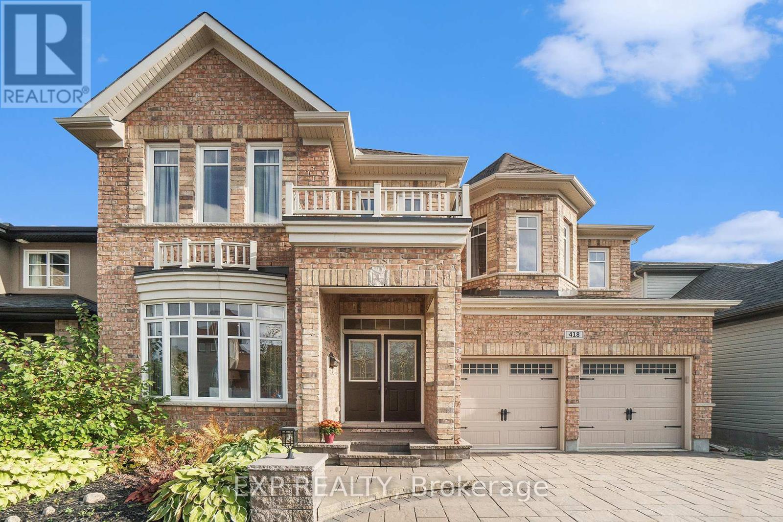 418 Cavesson St, Ottawa, ON K2V 0A8