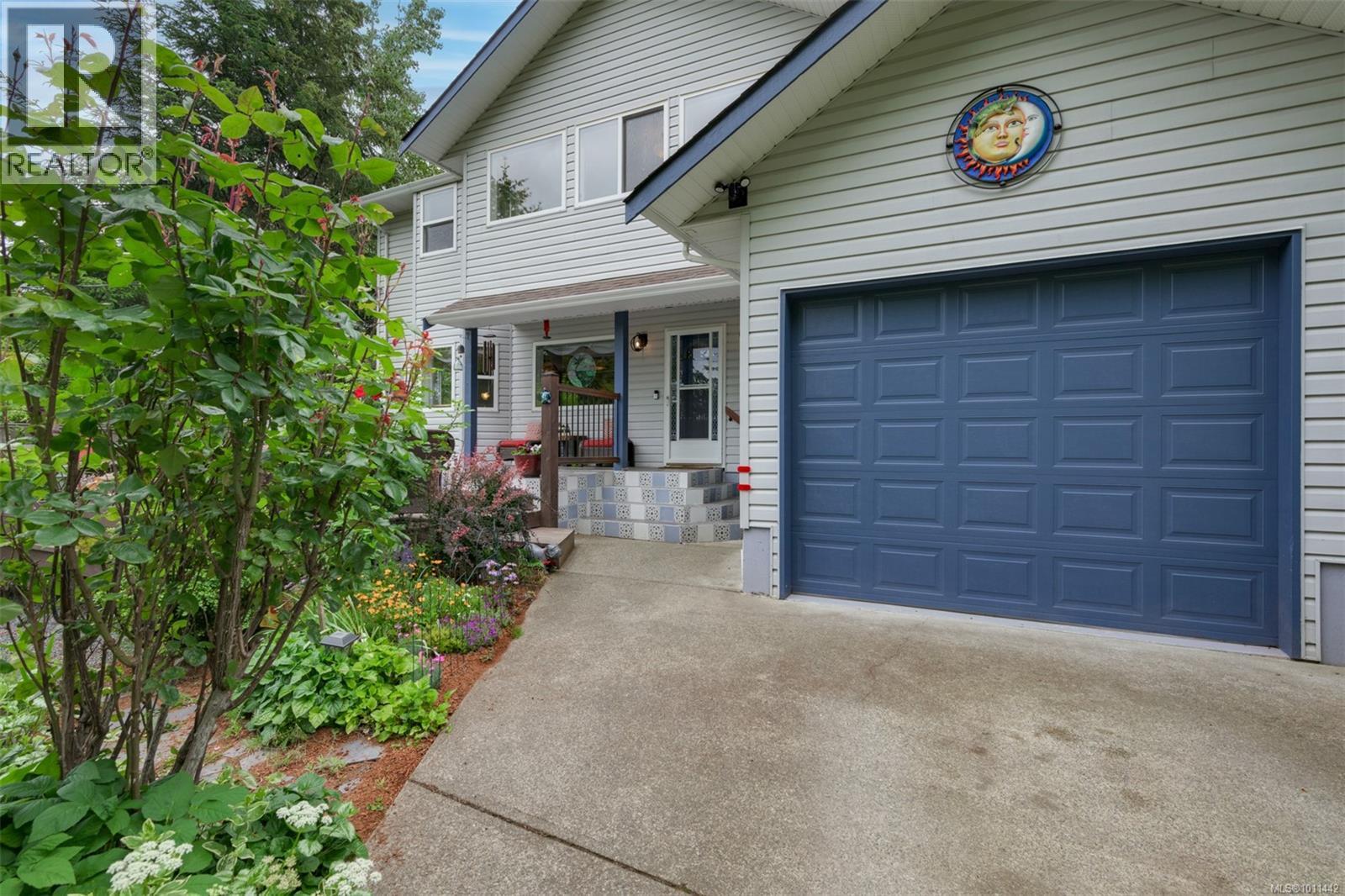 2719 Dundas Rd, Shawnigan Lake, BC V0R 2W0