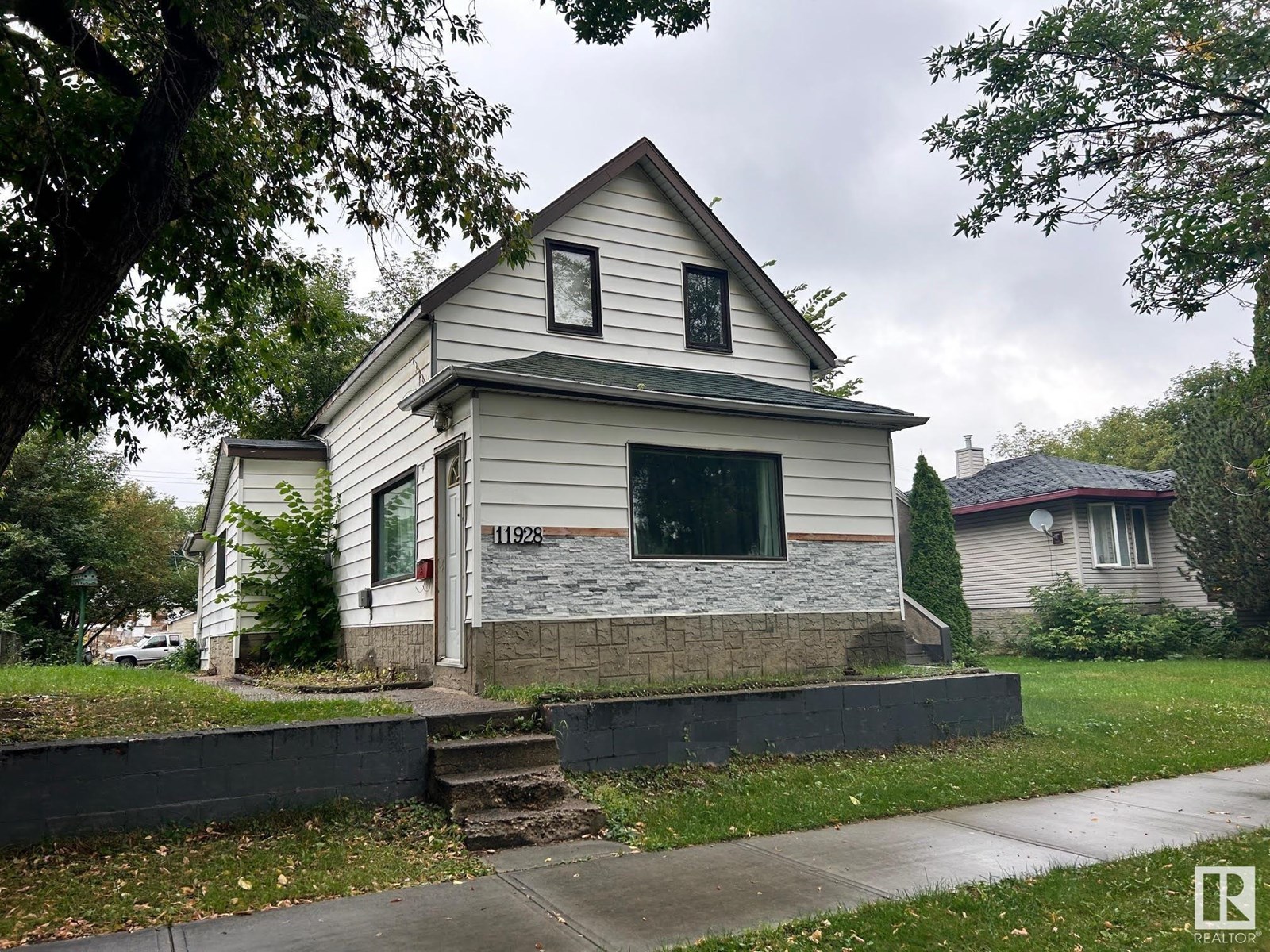 68 St Nw Unit 11928, Edmonton, AB T5B 1P7