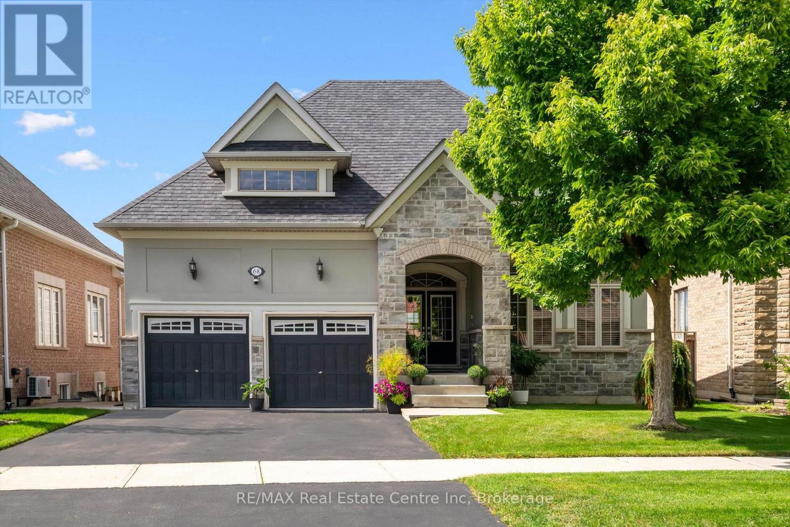 68 Gentle Fox Dr, Caledon, ON L7C 3S6