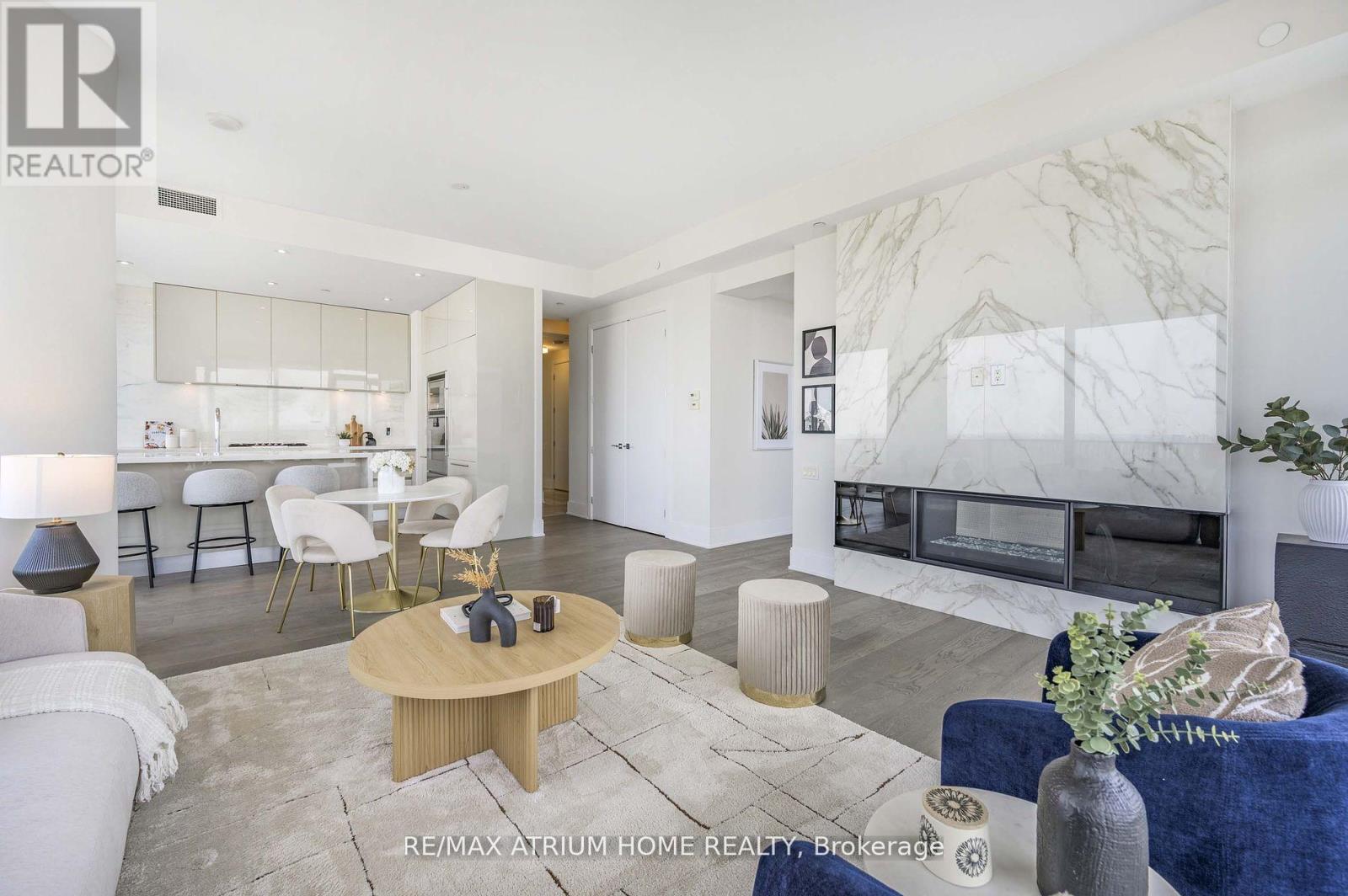 42 Charles St E Ph 5305 St, Toronto, ON M4Y 1T1