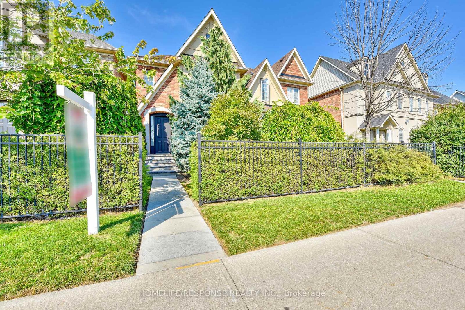 3927 Eglinton Ave W, Mississauga, ON L5M 8A7