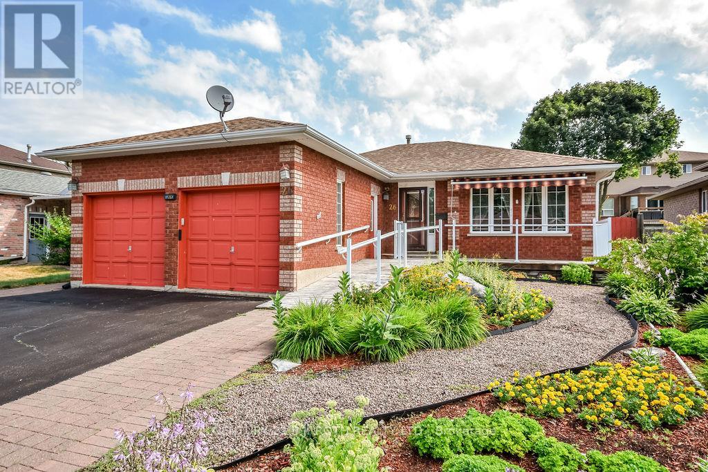 26 Johnson St, Orillia, ON L3V 7S4