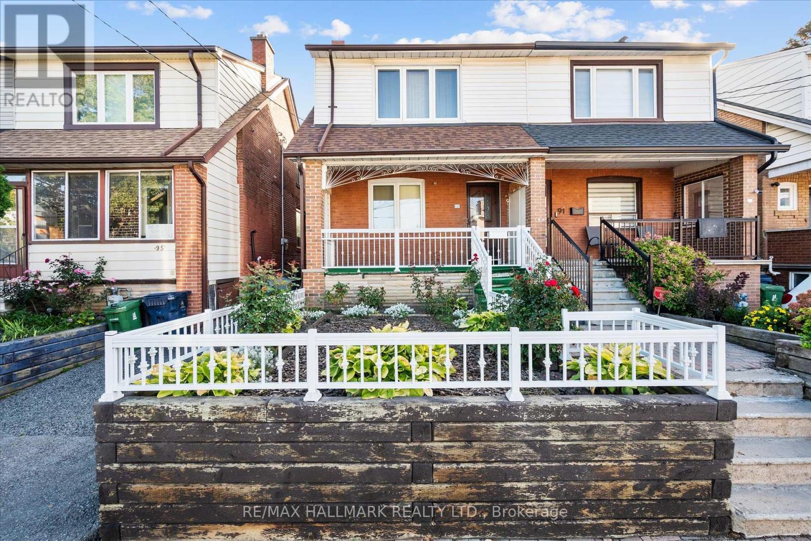 93 Nairn Ave, Toronto, ON M6E 4G9