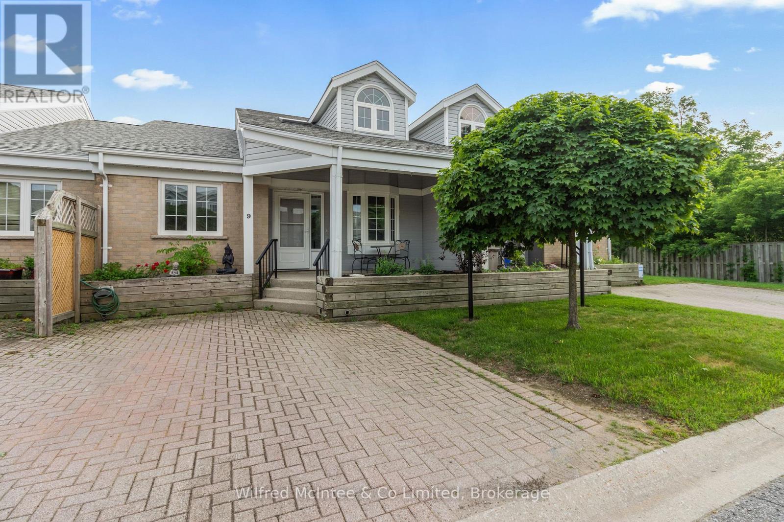 9 834 Arlington St, Saugeen Shores, ON N0H 2C4