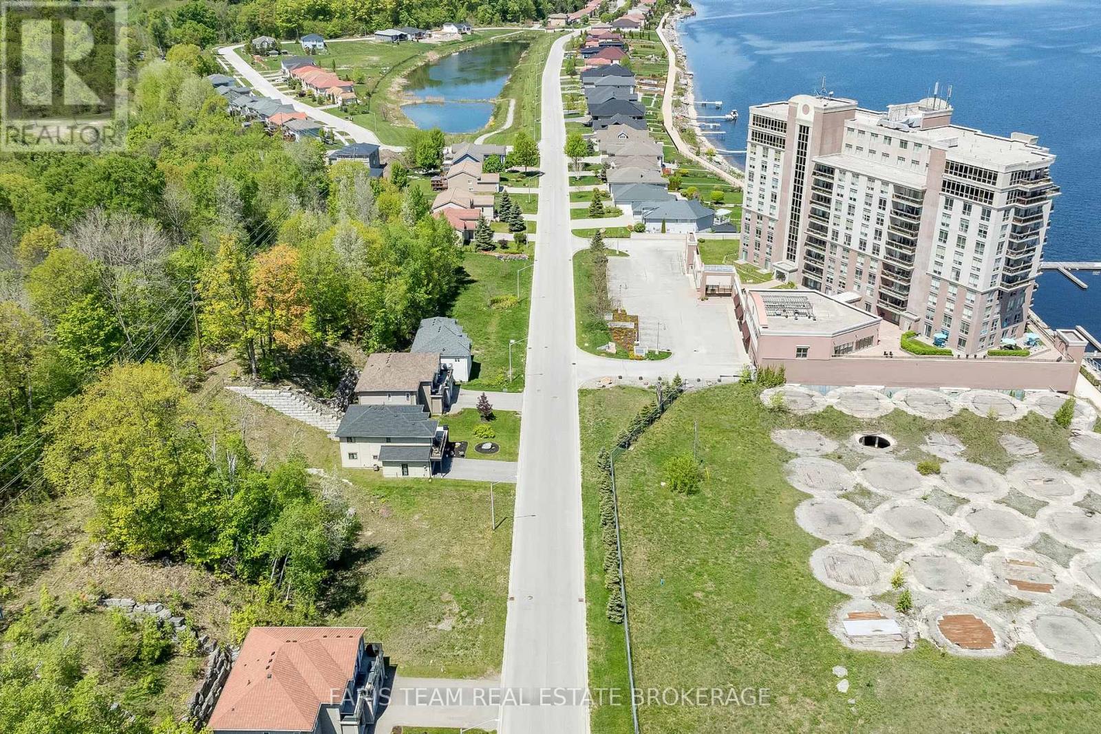 722 Aberdeen Blvd, Midland, ON L4R 5P1