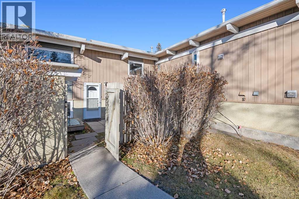 11010 Bonaventure Drive Se Unit 201, Calgary, AB T2J 3A8