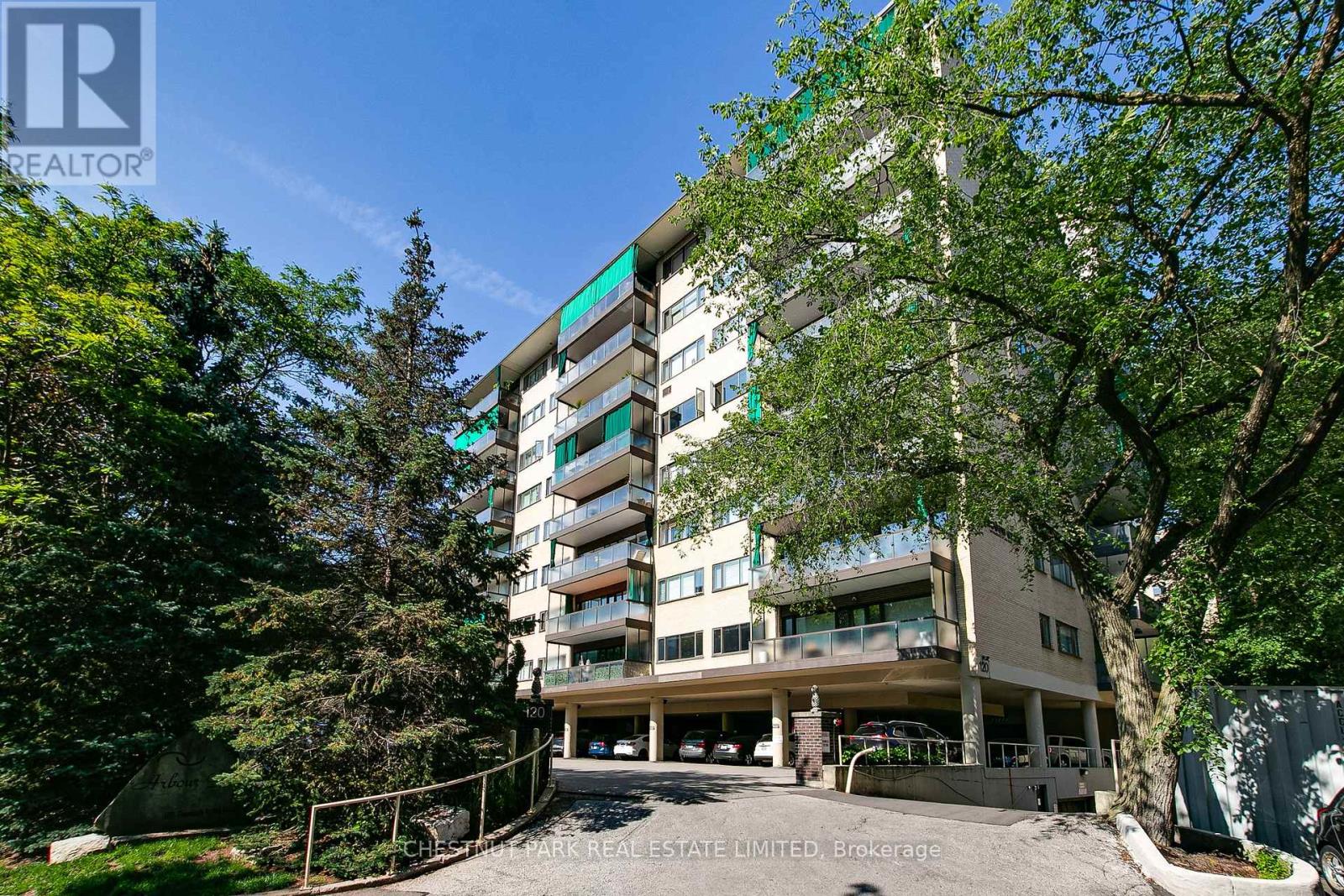810 120 Rosedale Valley Rd S, Toronto, ON M4W 1P8