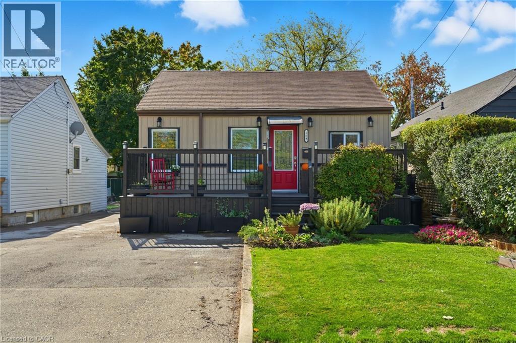 564 Walmer Rd, Hamilton, ON L8H 3E7