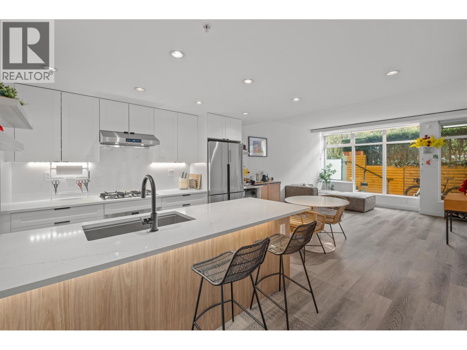 2405 Heather St, Vancouver, BC V5Z 0B9