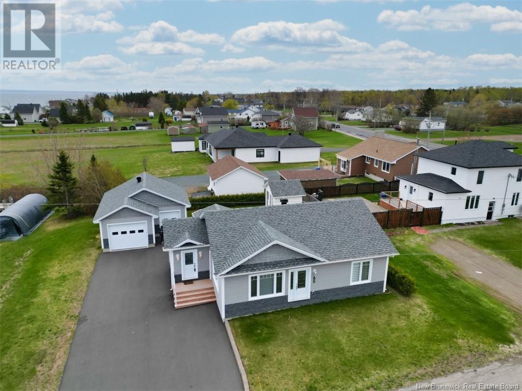 65 Grant, Petit-rocher, NB E8J 1G5