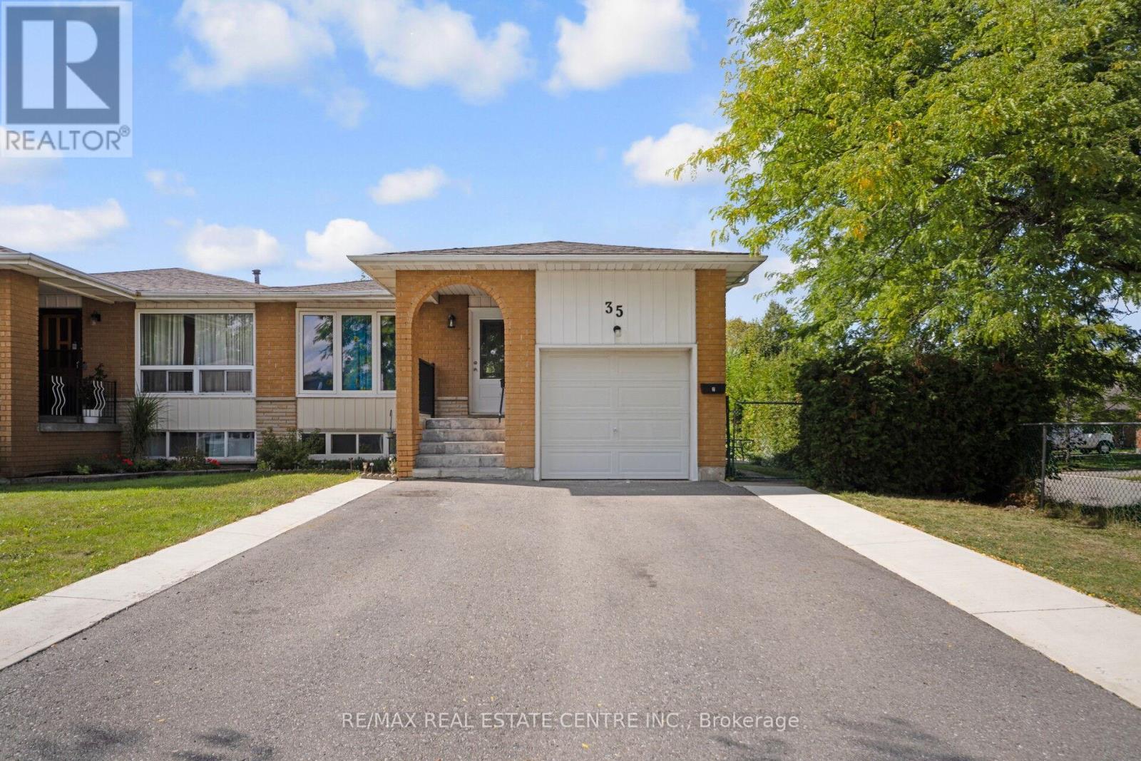 35 Madison St, Brampton, ON L6S 3C4