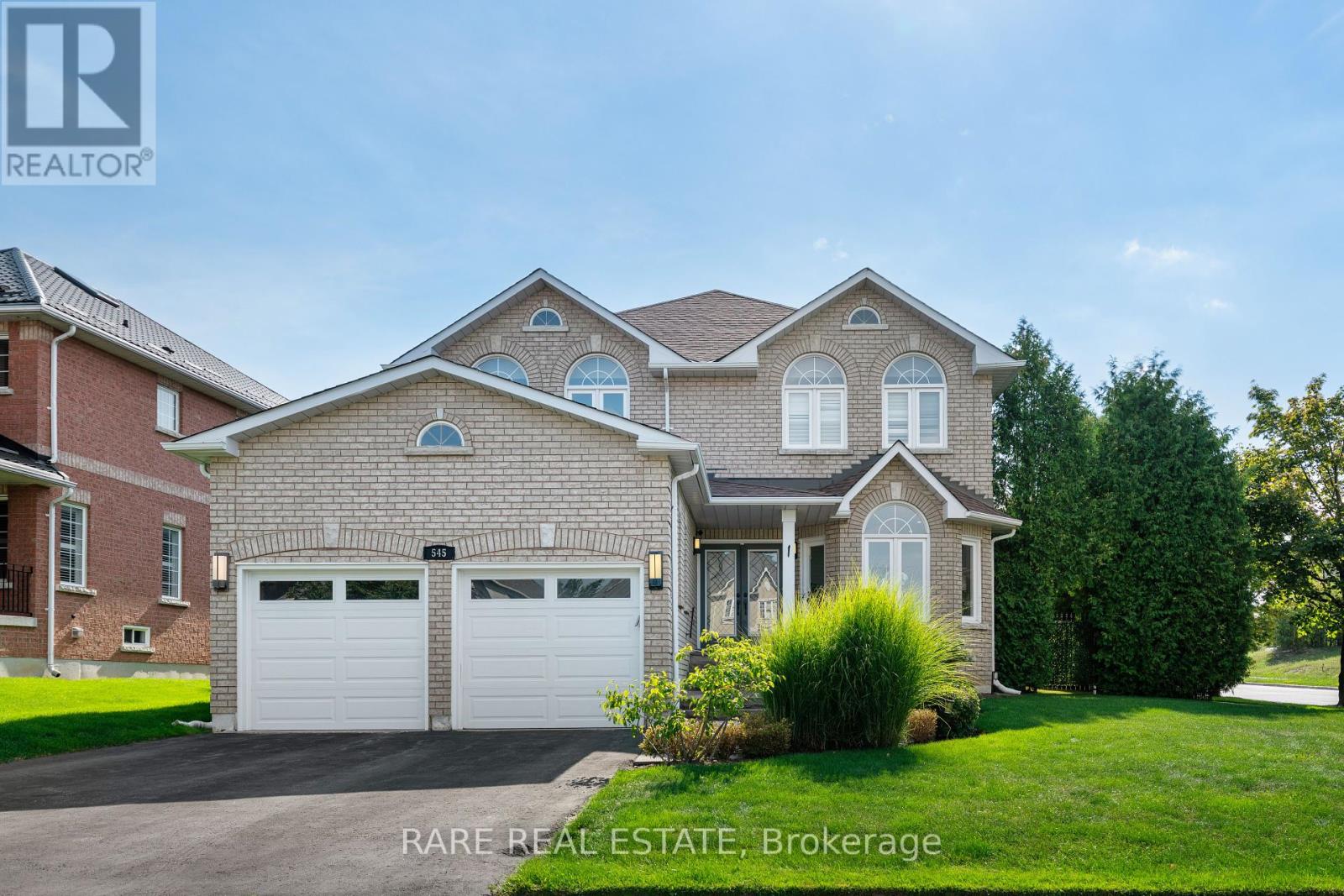 545 Highcliffe Dr, Vaughan, ON L4J 8L3