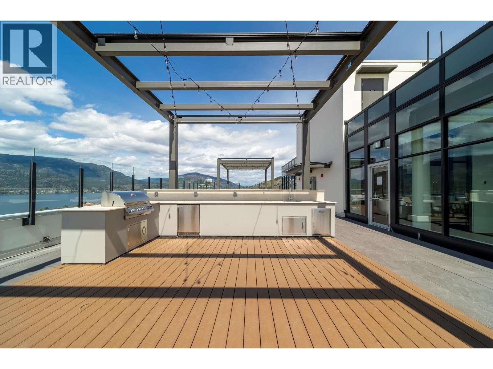 1471 St Paul Street Unit 703, Kelowna, BC V1Y 6P1