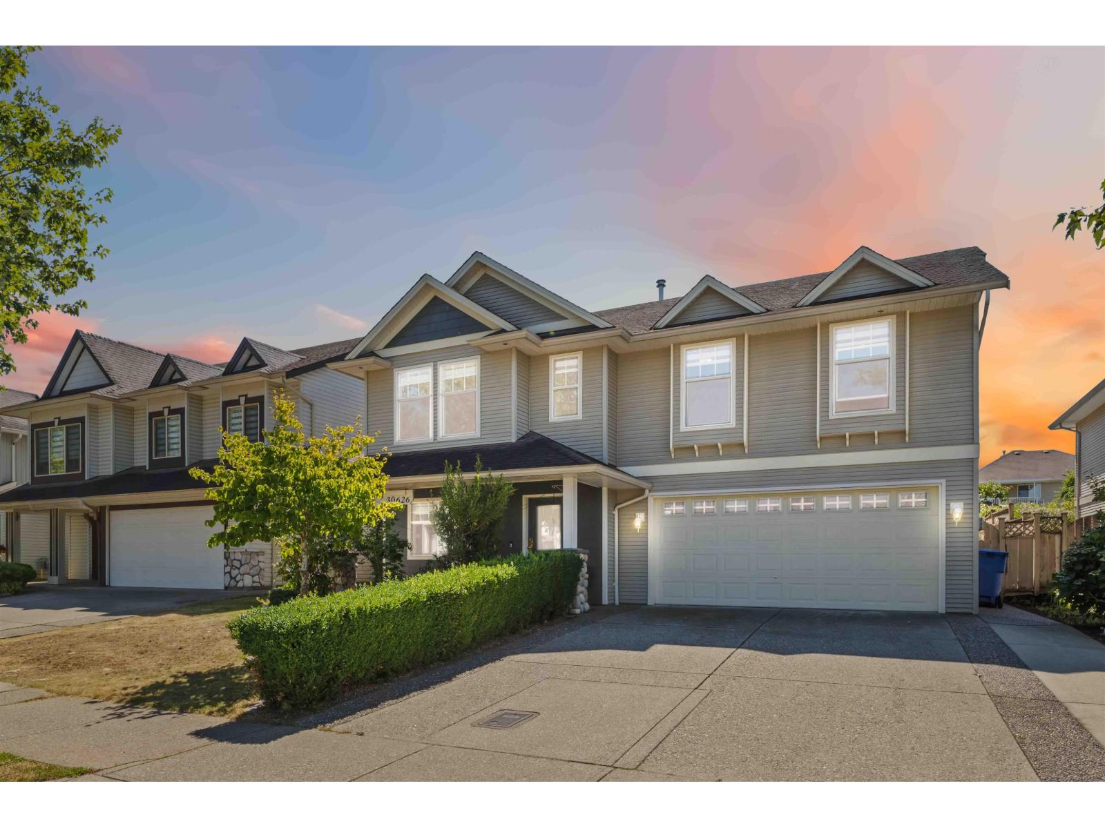 30626 Crestview Ave, Abbotsford, BC V2T 6T5