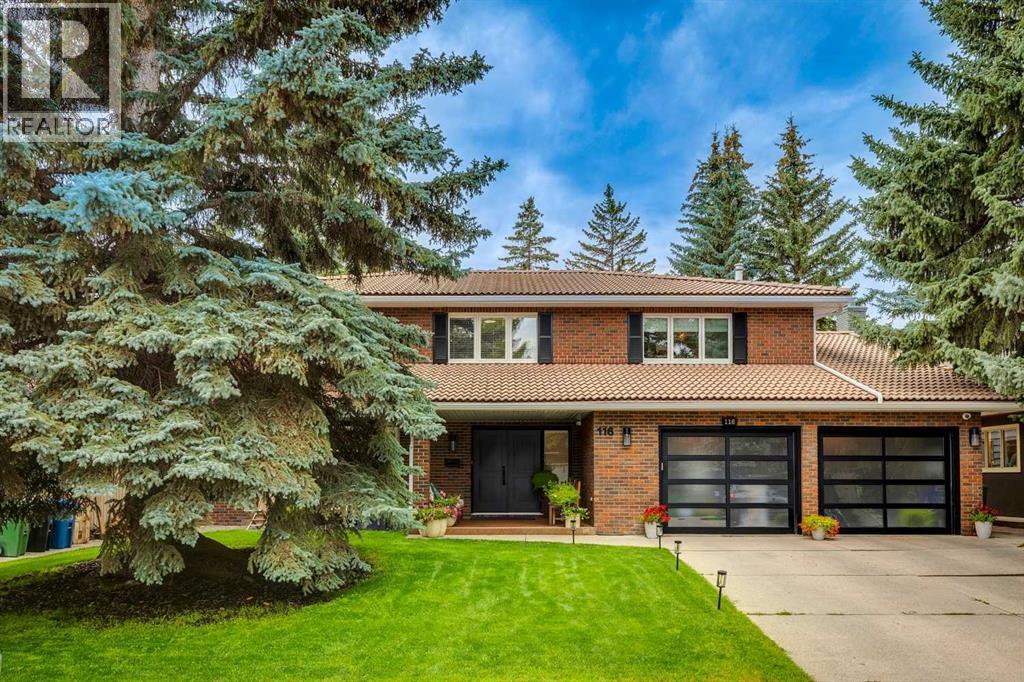 116 Bay View Dr SW, Calgary, AB T2V 3N8