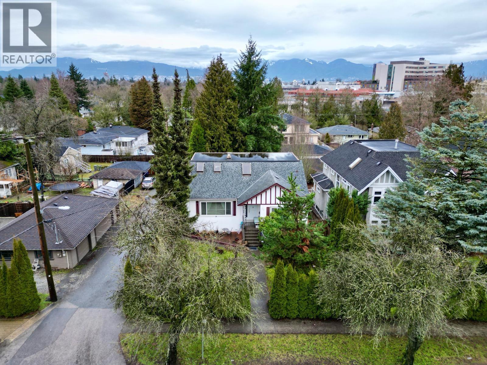 985 W 33rd Ave, Vancouver, BC V5Z 2K6
