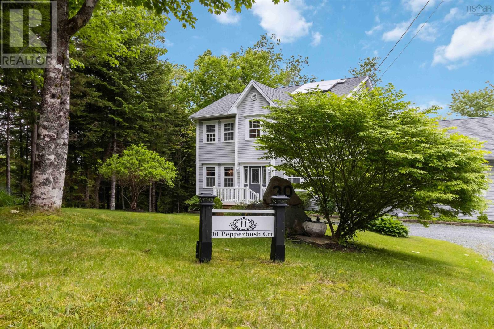 30 Pepperbush Ct, Middle Sackville, NS B4E 3J9