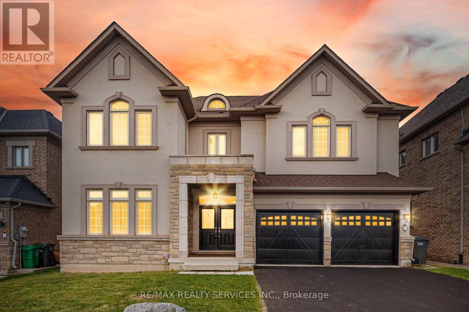 6 Beacon Hill Dr, Brampton Credit Valley, ON L6X 0V6