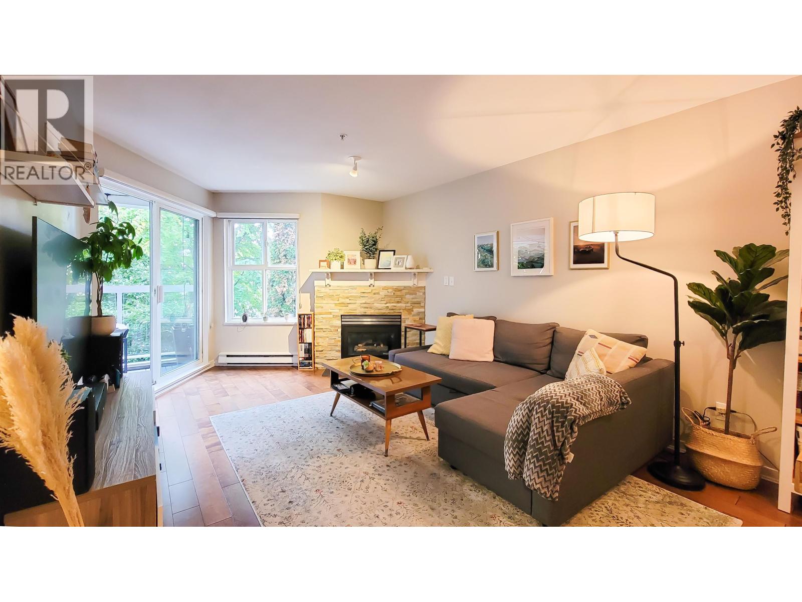 3038 Kent Avenue South E Unit 214, Vancouver, BC V5S 4V8