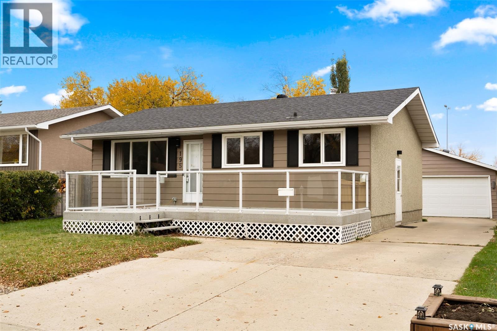 195 Markwell Dr, Regina, SK S4X 1K5